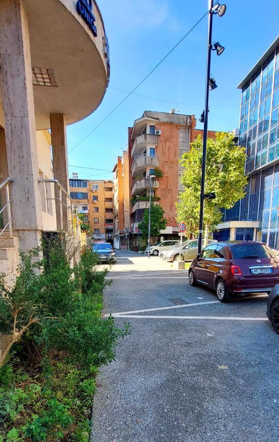 Tirana City Center Apartment エクステリア 写真
