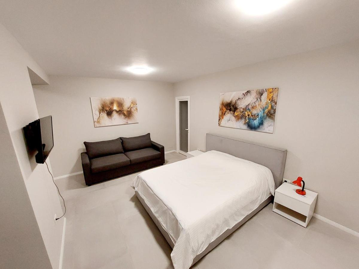 Tirana City Center Apartment エクステリア 写真